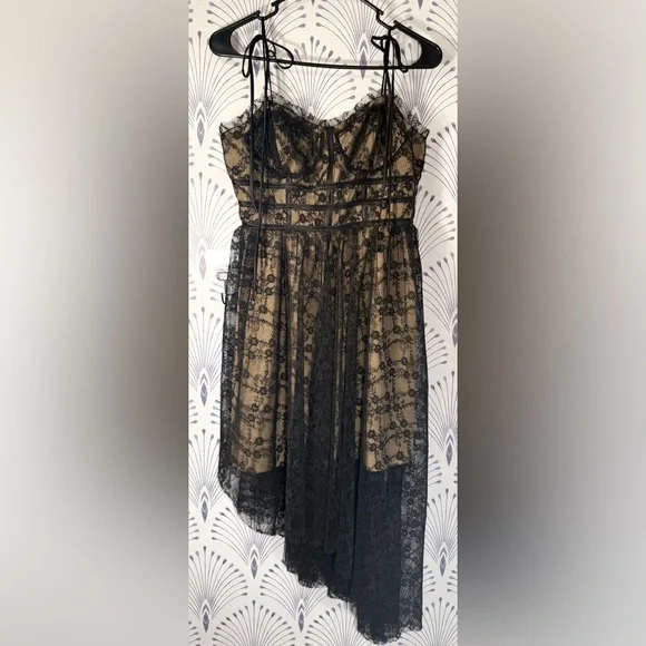 Steve Madden| Black lace dress - Picture 5 of 6